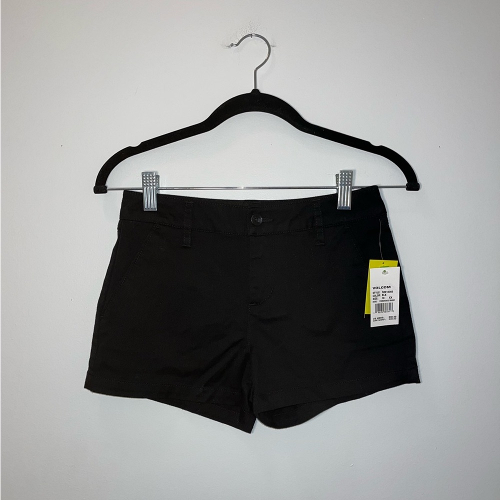 Volcom Girls Black Jean Shorts Zip Button NWT 10